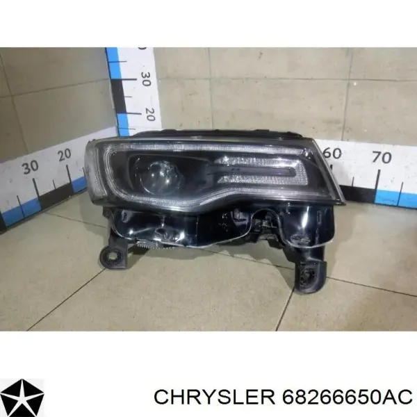 Фара права 68266650AC Chrysler