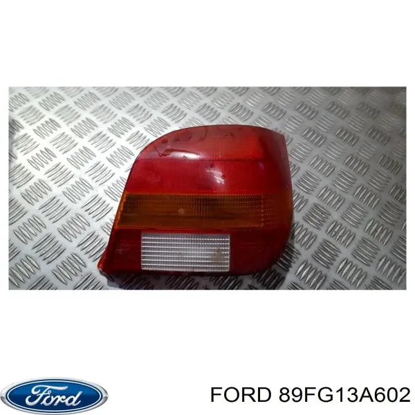 Задня права фара Ford Fiesta Mk3