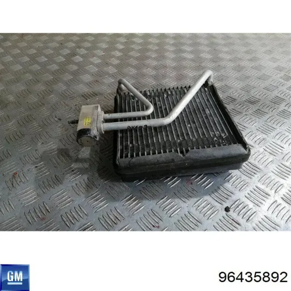 Випаровувач кондиціонера 22120060 KAM