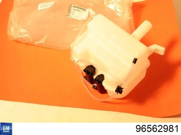 Бачок омивача 96562981 General Motors