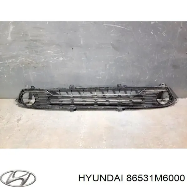 Решітка переднього бампера, центральна 86531M6000 Hyundai/Kia