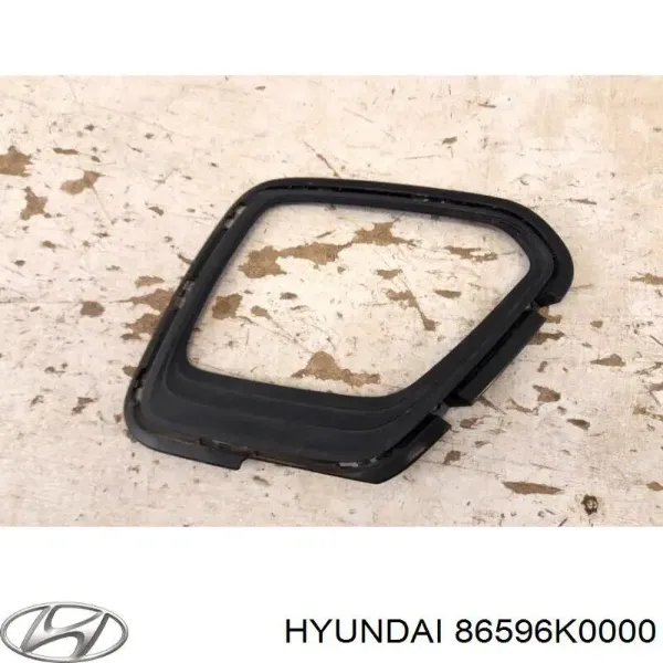 Молдинг переднього бампера, правий 86596K0000 Hyundai/Kia