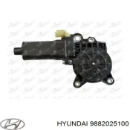 Мотор стеклоподъемника двери передней, правой HYUNDAI 9882025100 Мотор стеклоподъемника двери передней, правой HYUNDAI 9882025100