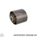 Сайлентблок переднього важеля Mercedes C W205