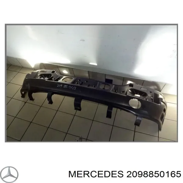 Підсилювач заднього бампера Mercedes CLK C209