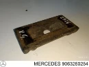 Підкладка під драбину задньої ресори MERCEDES 9063250254 Підкладка під драбину задньої ресори MERCEDES 9063250254