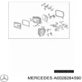 Скло фари правої Mercedes Bus 207-310 601