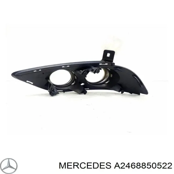 Решітка переднього бампера, права A2468850522 Mercedes