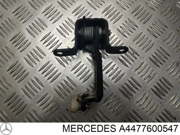 Ролик двері бічної/зсувної, правий центральний A4477600547 Mercedes