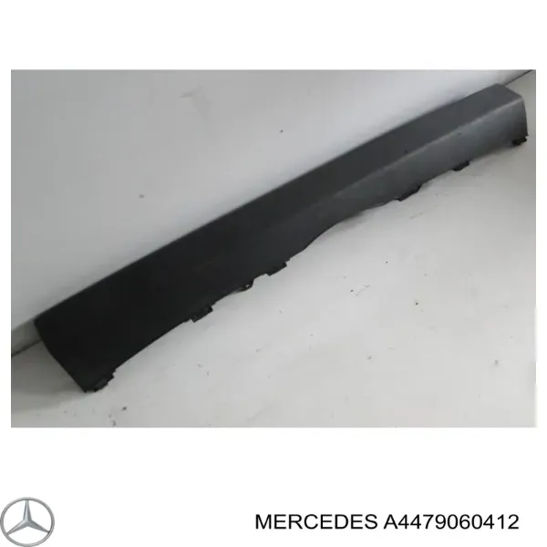 Дифузор (кожух) радіатора охолодження A4479060412 Mercedes