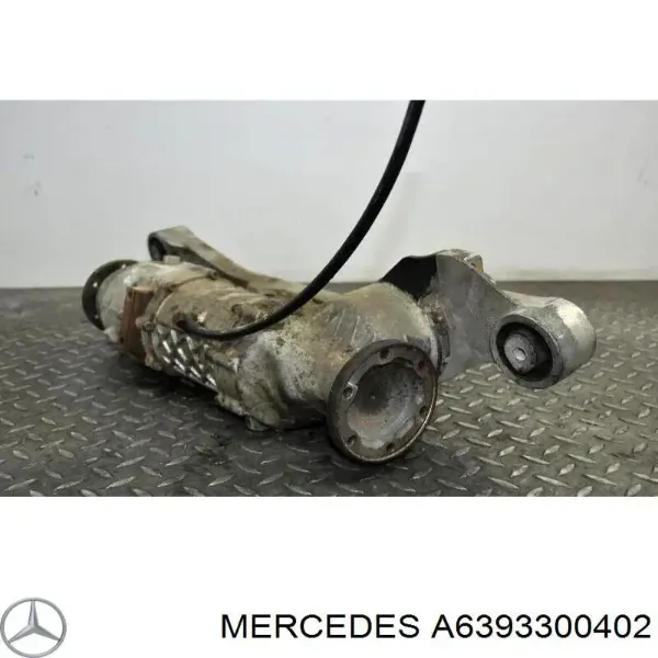 Редуктор передній A6393300402 Mercedes