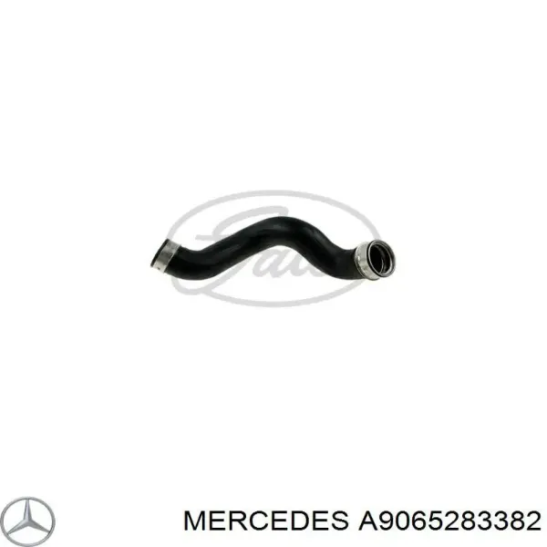 Шланг/патрубок интеркуллера A9065283382 Mercedes