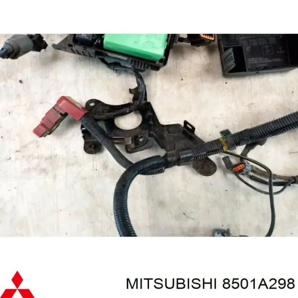 Купити Блок запобіжників Mitsubishi Lancer IX CSA