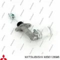 Головний циліндр зчеплення Mitsubishi Sigma F16A