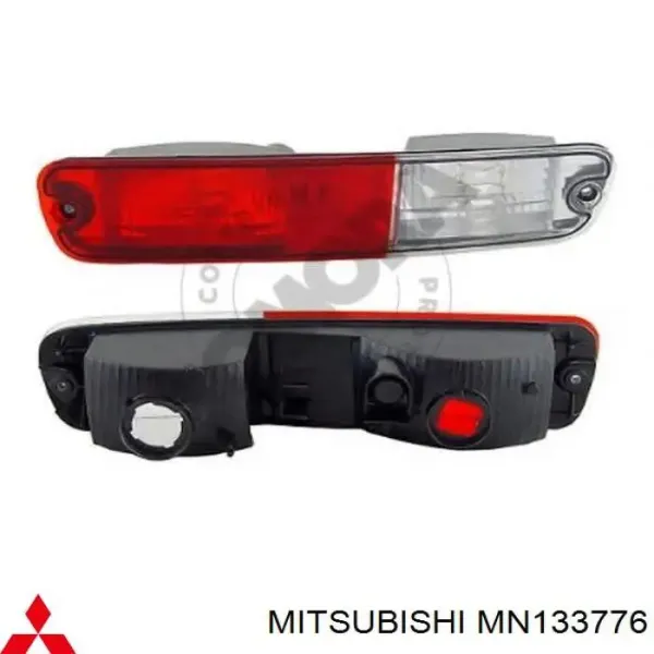 Ліхтар заднього бампера, правий MN133776 Mitsubishi