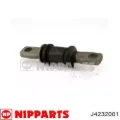 Сайлентблок переднього важеля NIPPARTS J4232001