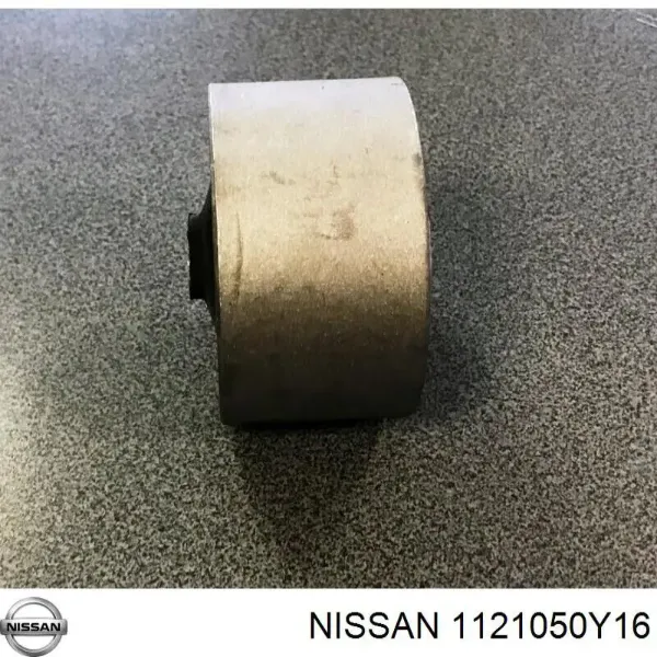 Купити Подушка (опора) двигуна, права Nissan Sunny III N14