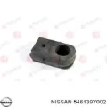 Втулка переднього стабілізатора Nissan Teana J31