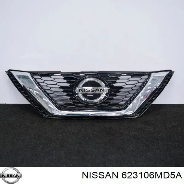 Решітка радіатора 623106MD5A Nissan/Infiniti