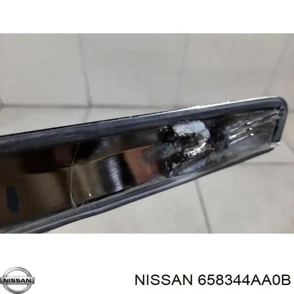 Накладка капоту 658344AA0B Nissan/Infiniti