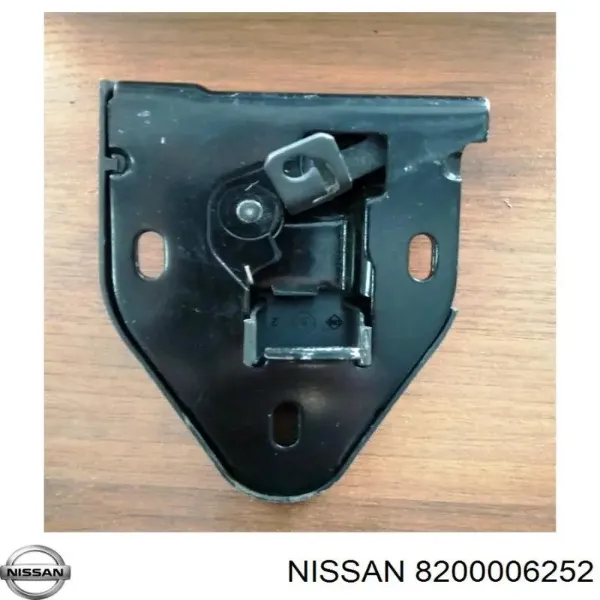 Замок задньої правої двостулкової двері, нижній 8200006252 Nissan/Infiniti