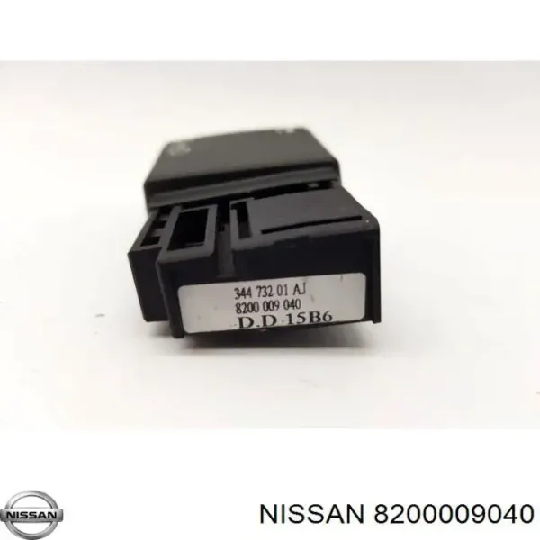 Перемикач підрульовий, керування аудіо системою 8200009040 Nissan/Infiniti