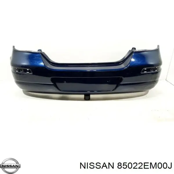 Задній бампер Nissan Tiida C11X