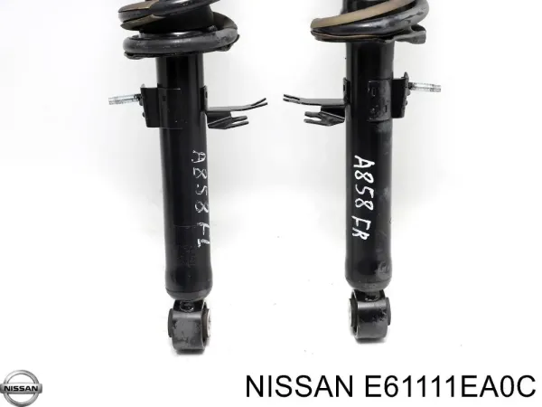 Амортизатора передній лівий E61111EA0C Nissan/Infiniti