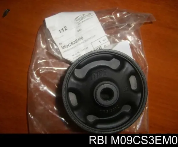 Подушка двигуна задня M09CS3EM0 RBI
