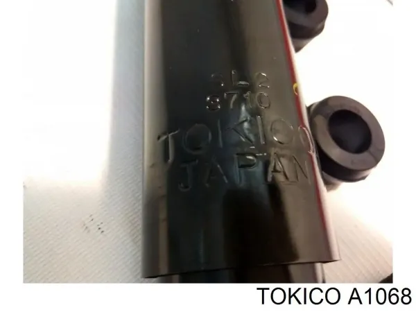 Купити A1068 Tokico Амортизатор передній, правий