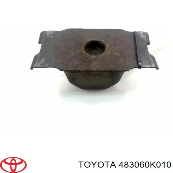 Відбійник заднього амортизатора 483060K010 Toyota