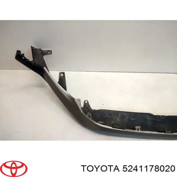 Накладка бампера переднього 5241178020 Toyota