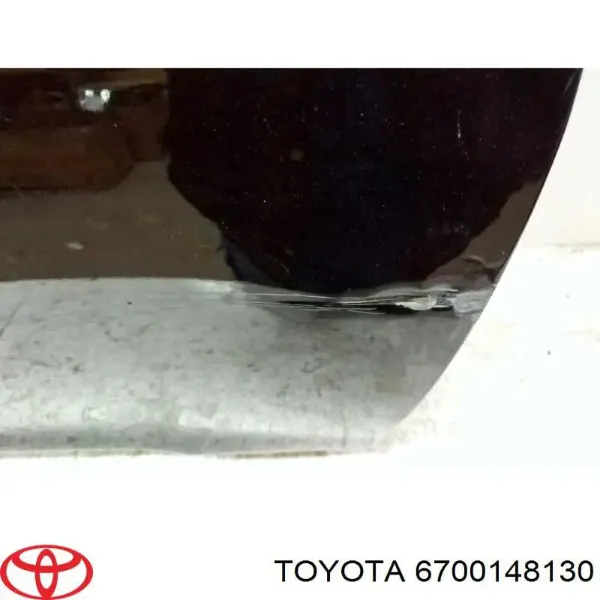Двері праві передні 6700148130 Toyota