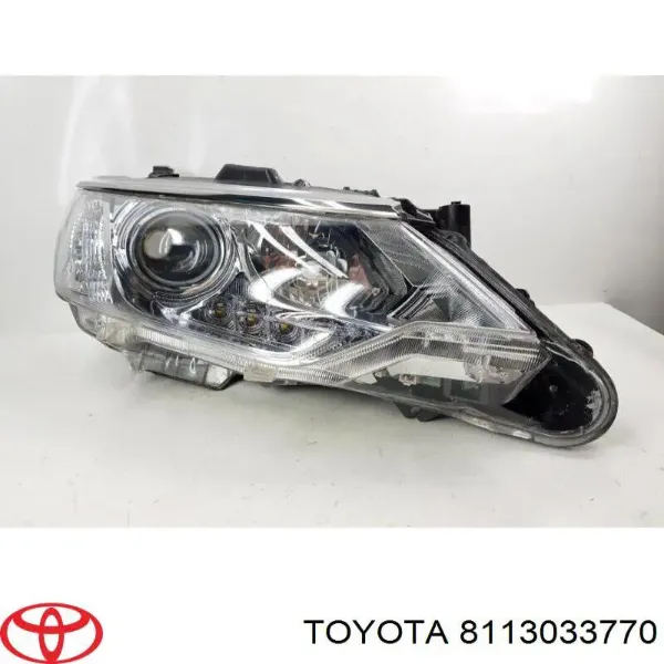 Фара права 8113033770 Toyota