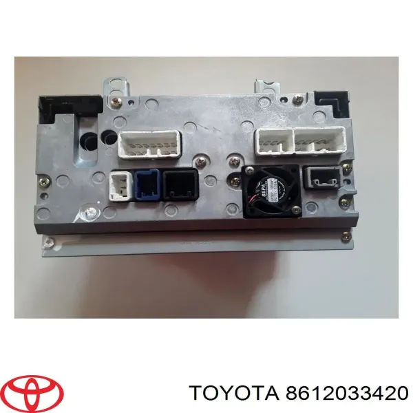 Магнітола (радіо AM/FM) Toyota Camry V