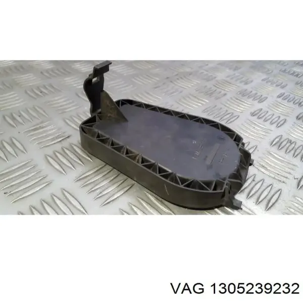  1305239232 VAG