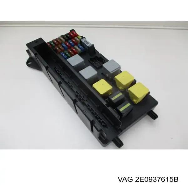 Блок запобіжників Volkswagen Crafter 30-50