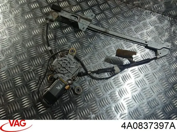 Склопідйомник передньої лівої двері 4A0837397A VAG