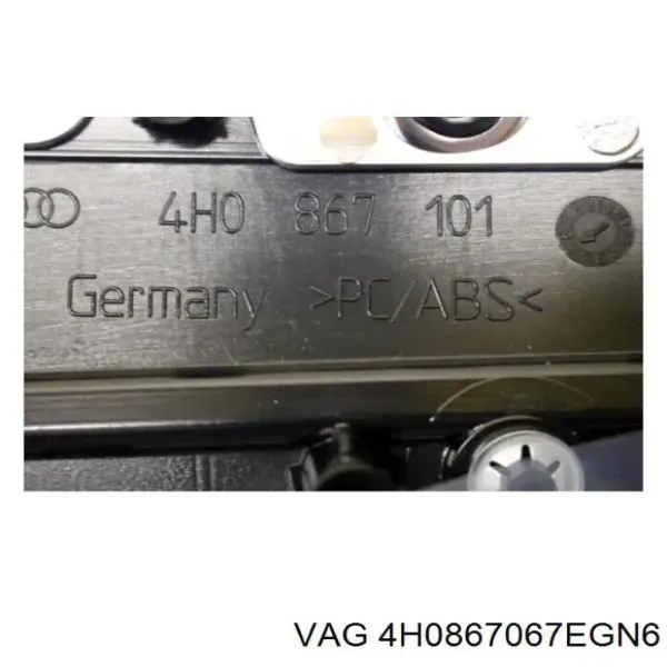  4H0867067EGN6 VAG