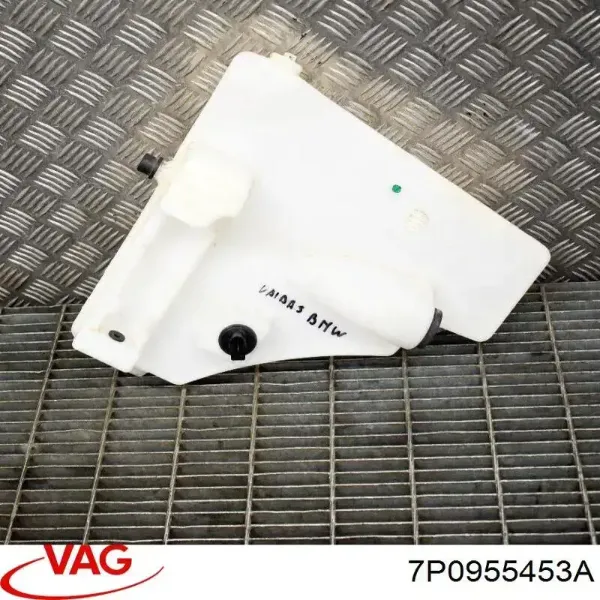  Бачок омивача Volkswagen Touareg 2