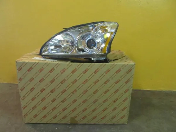 Фара ліва 811500E020 Toyota