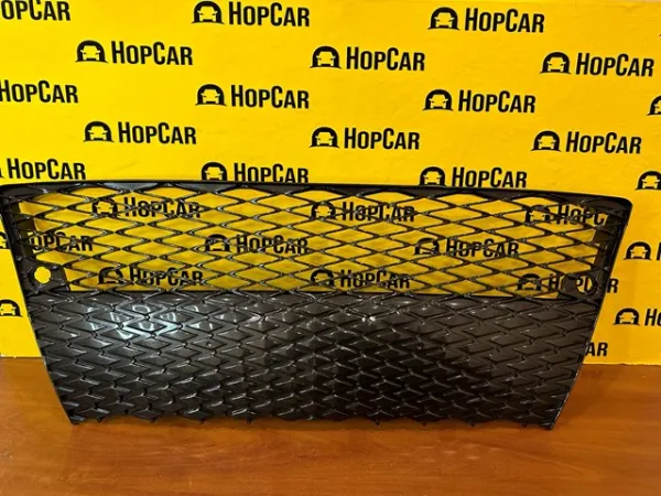 Решітка радіатора 5211253070 Toyota