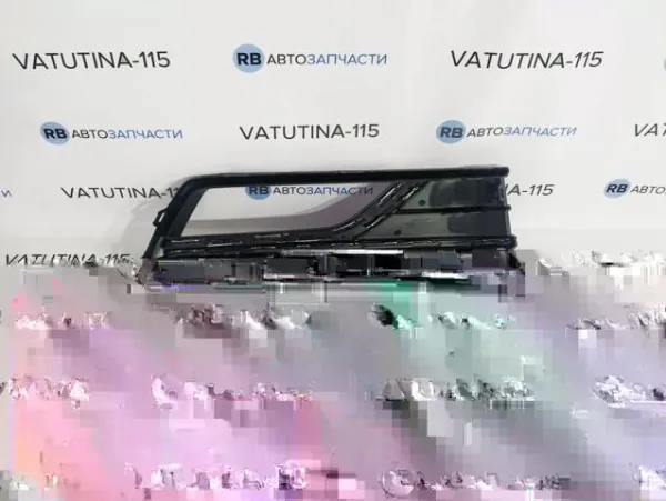 Заглушка/ решітка протитуманних фар бампера переднього, ліва CPVGPAS172051L Elit