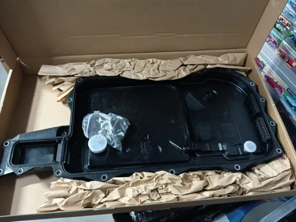 Піддон АКПП 68582379AA Chrysler