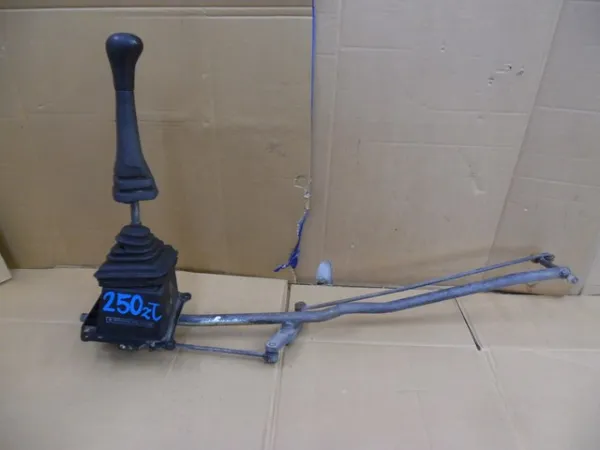  701711025A VAG