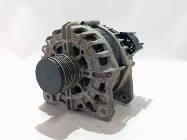 Генератор 231007243R Renault (RVI)