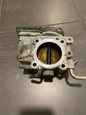 2203028050 Toyota Дросільна заслінка в зборі