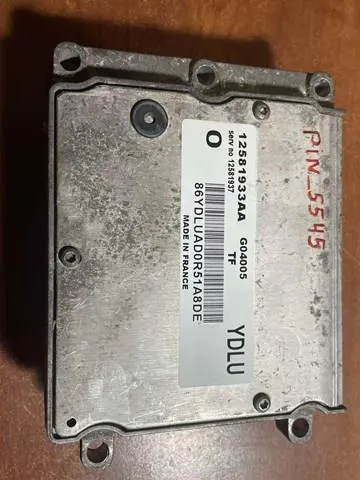 Електронний блок керування двигуном 12581937 General Motors