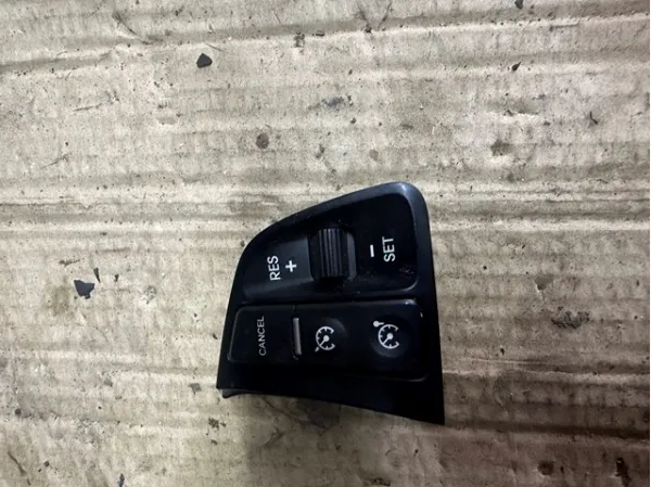  967102T110CA Hyundai/Kia
