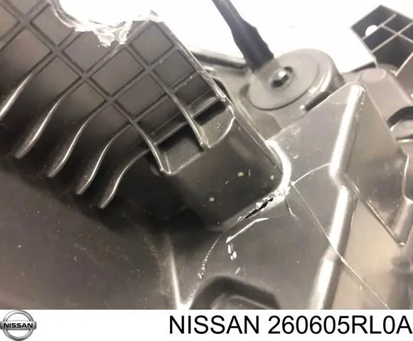 Фара ліва 260605RL0A Nissan/Infiniti